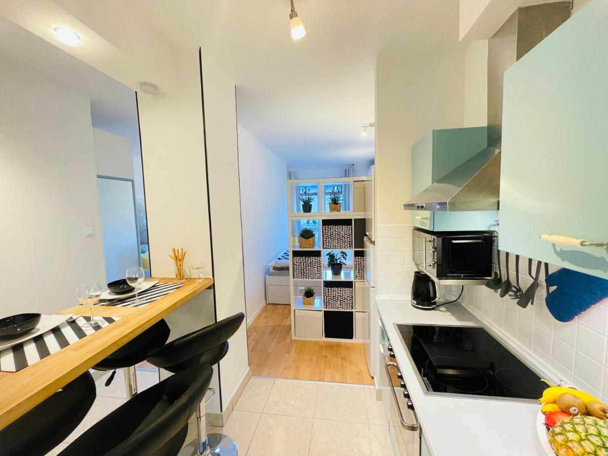 Peony Hollo Apartment - Free Garage Under The House 布达佩斯 外观 照片
