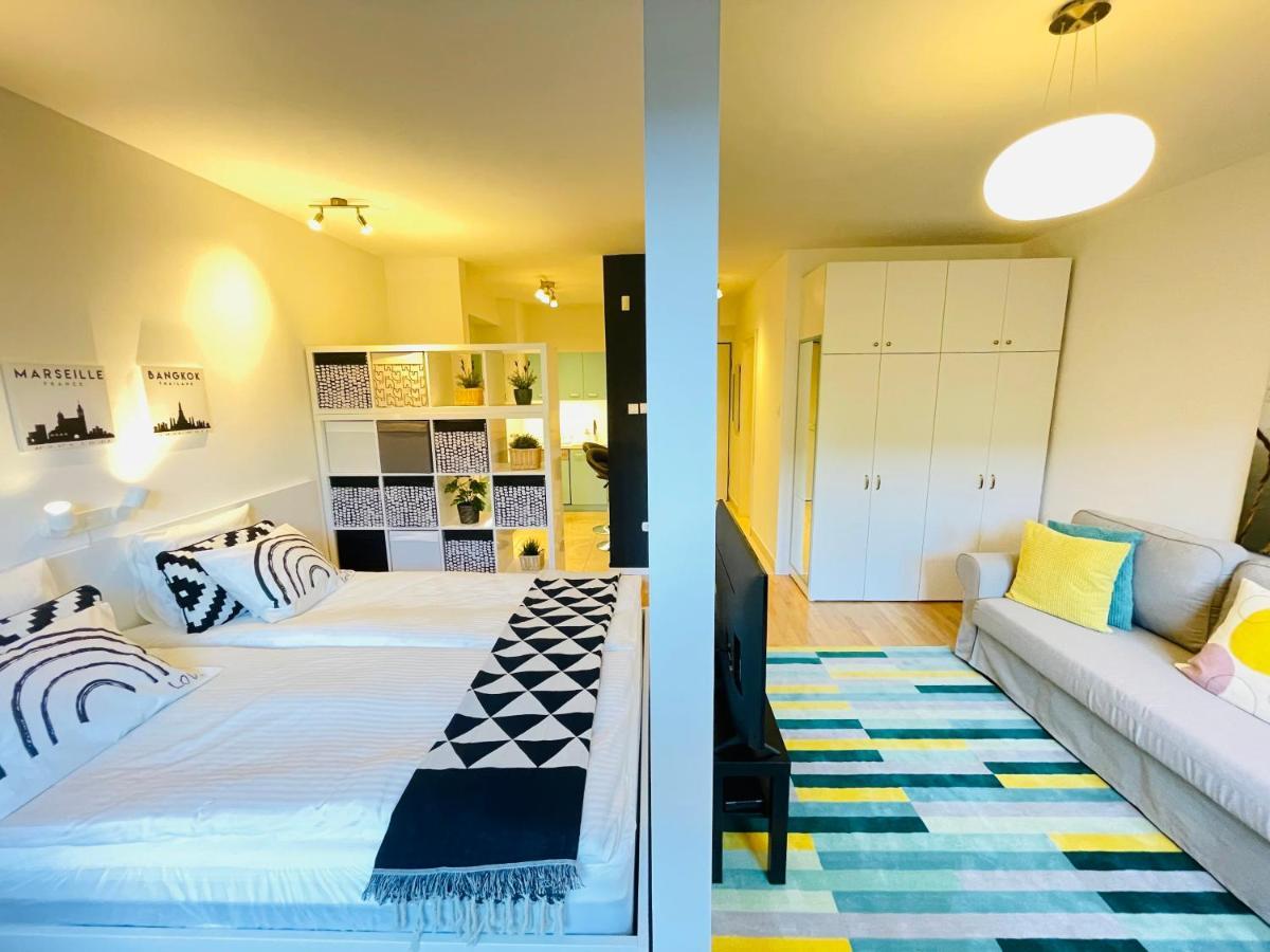 Peony Hollo Apartment - Free Garage Under The House 布达佩斯 外观 照片
